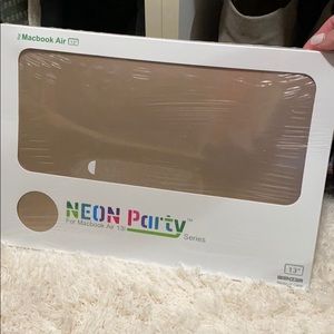 Gold MacBook Air 13” hard cover/case